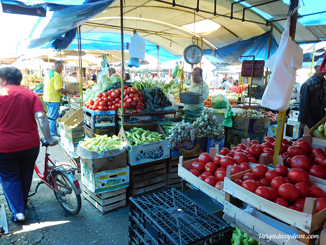 Рынок в Пироте