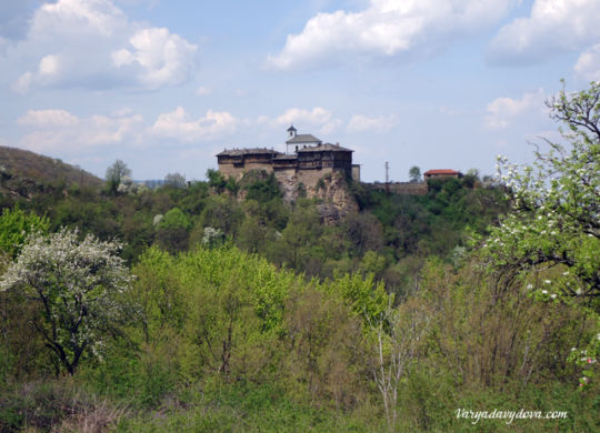 Гложенский монастырь