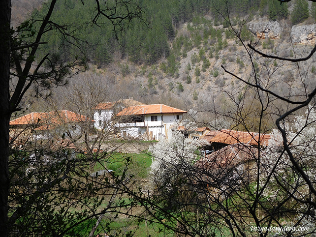 Разбоишки монастырь